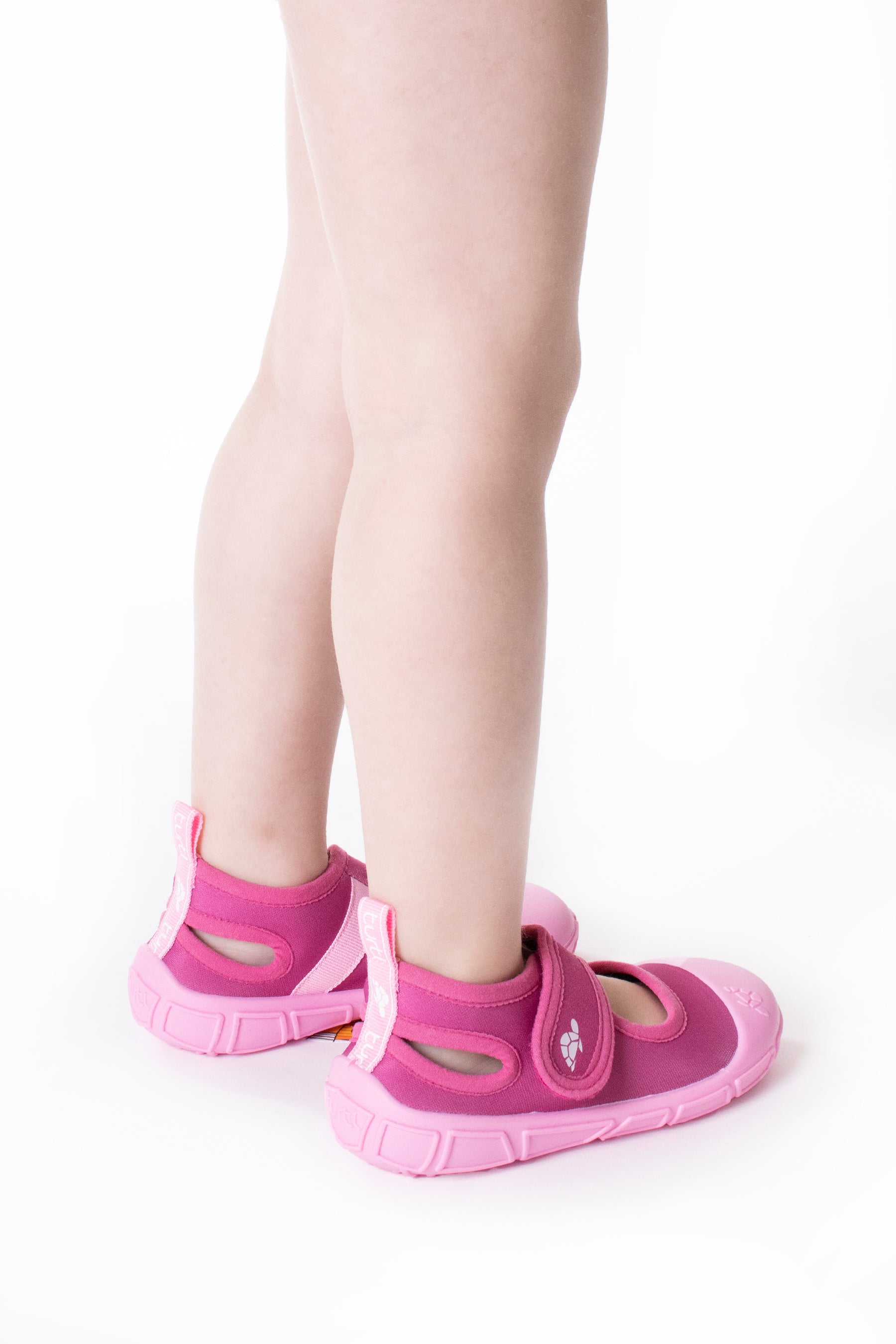 sports sandal in raspberry/pink