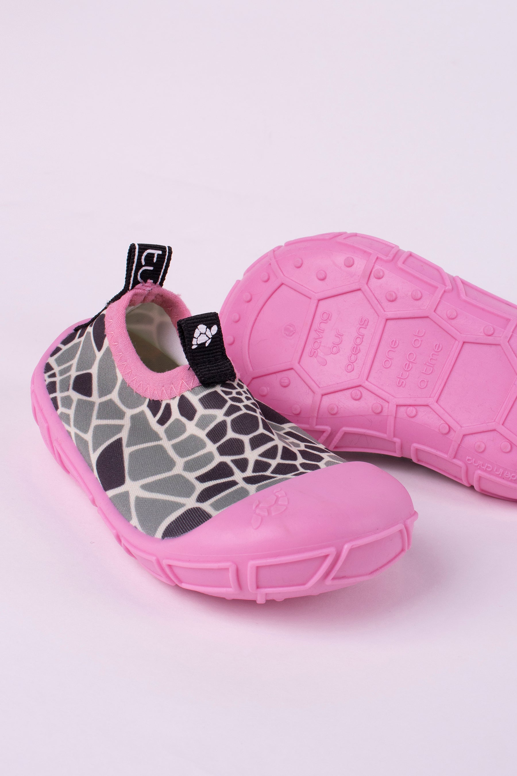 aqua/water shoes in pink with turtle shell print